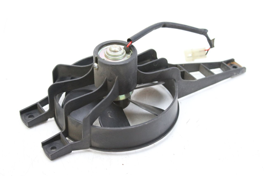 photo de VENTILATORE PEUGEOT CITYSTAR 125 (2011 - 2017) - Primo piano tecnico