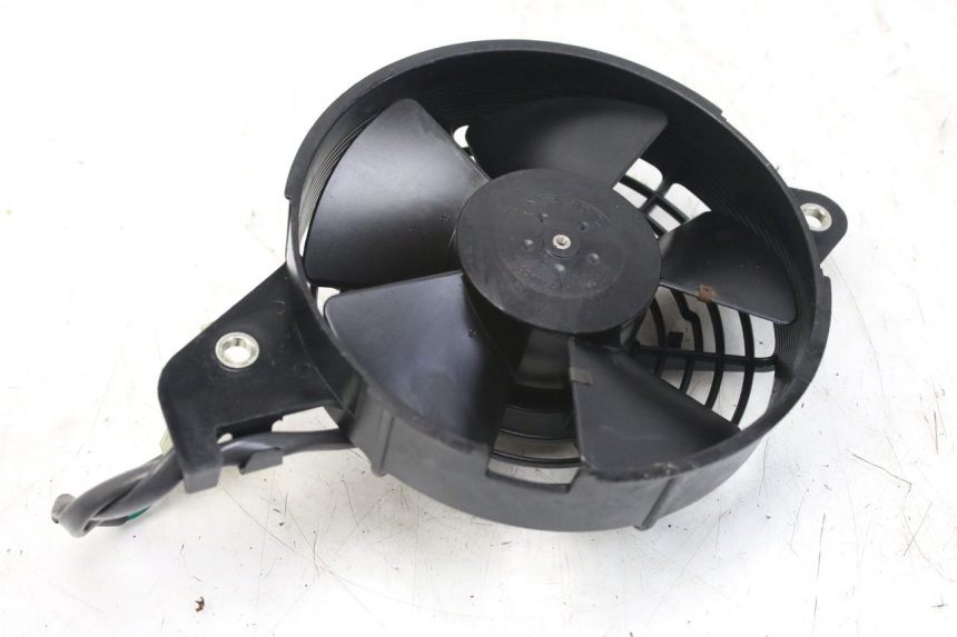 photo de VENTILATORE HONDA FES S-WING SWING ABS 125 (2007 - 2015) - Zoom sullo stato d'uso