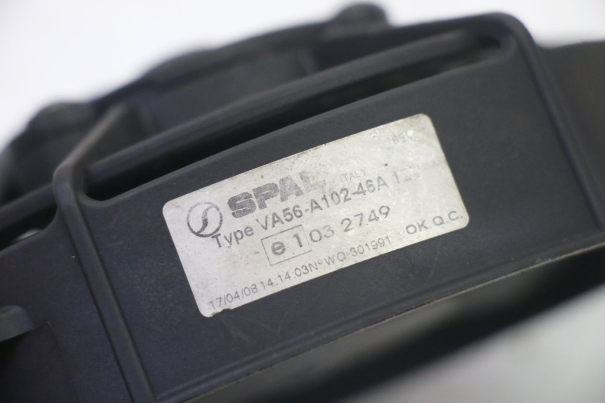 photo de VENTILATORE HONDA FES S-WING SWING ABS 125 (2007 - 2015) - Altra angolazione