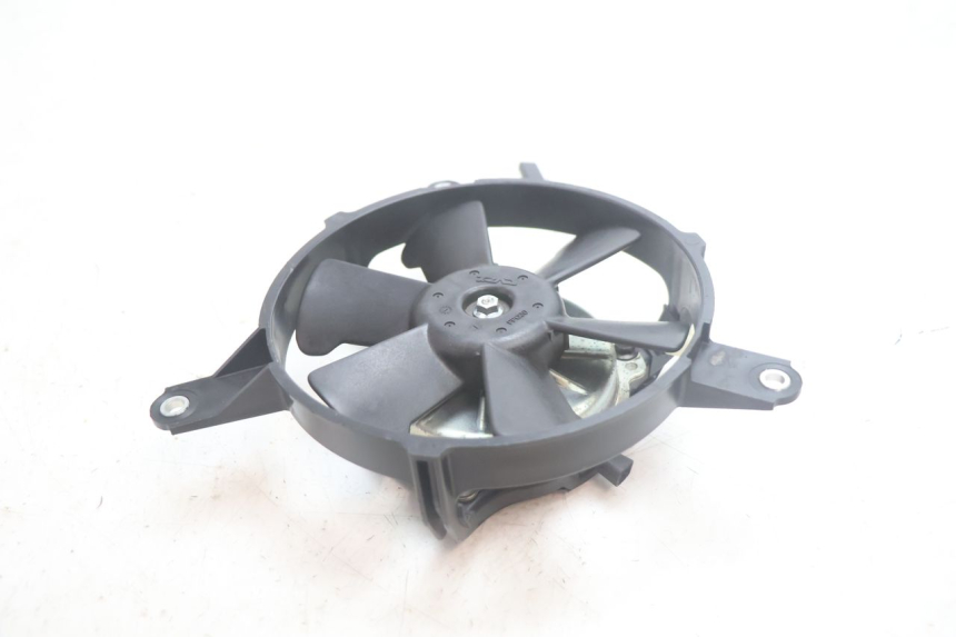 photo de VENTOLA HONDA FJS SILVER WING SILVERWING 400 (2005 - 2008) - Dettaglio del componente