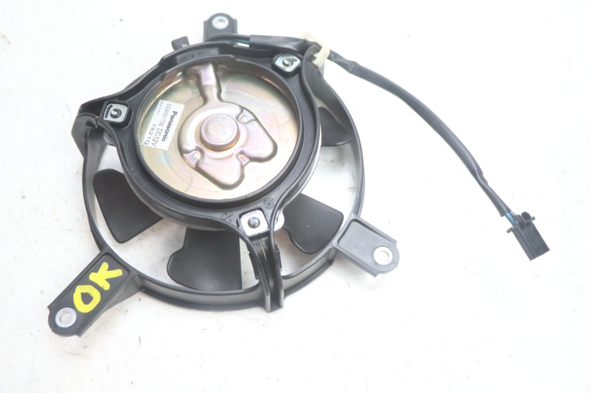 photo de VENTOLA HONDA FJS SILVER WING SILVERWING 400 (2005 - 2008) - Altra angolazione