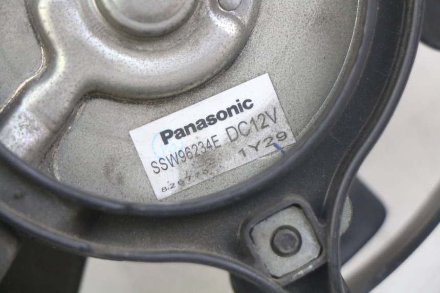 photo de VENTILATORE HONDA FJS SILVERWING SILVER WING 400 (2009 - 2016) - Dettaglio del componente