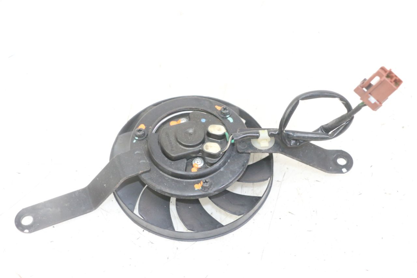 photo de VENTOLA HONDA FORZA ABS 300 (2013 - 2017) - Dettaglio del componente