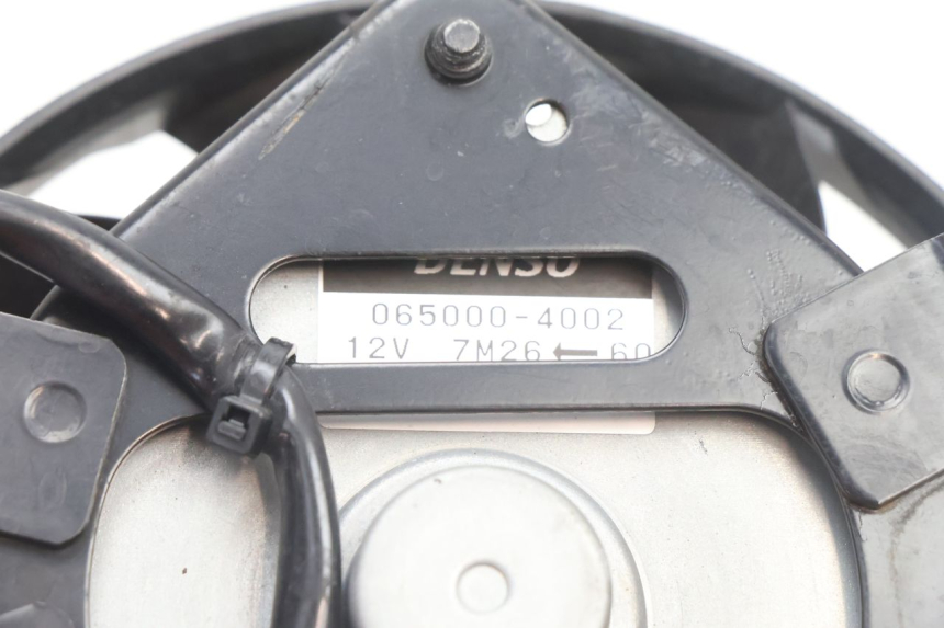 photo de VENTOLA YAMAHA FZ8 800 (2010 - 2016) - Primo piano tecnico