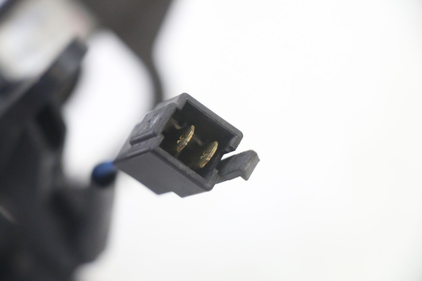 photo de VENTOLA KYMCO GRAND DINK 125 (2008 - 2014) - Dettagli dei punti di fissaggio