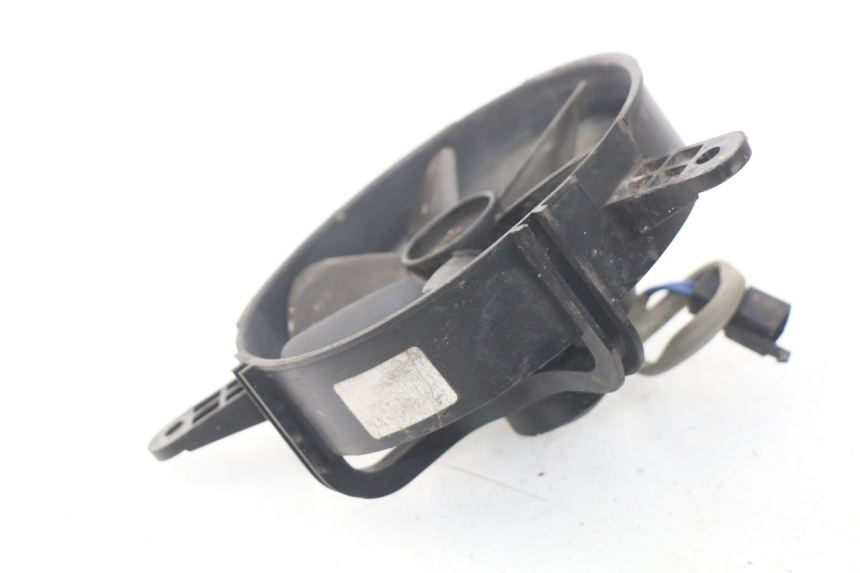 photo de VENTOLA SYM GTS EFI ABS 125 (2012 - 2016) - Zoom sullo stato d'uso