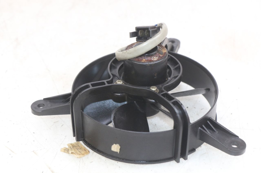 photo de VENTILATORE SYM GTS EFI 125 (2012 - 2016) - Zoom sullo stato d'uso