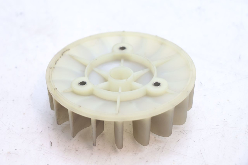 photo de VENTILATORE PEUGEOT KISBEE 2T 50 (2010 - 2017) - Altra angolazione