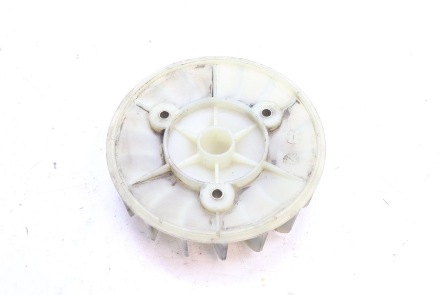photo de VENTILATORE PEUGEOT KISBEE 2T 50 (2010 - 2017) - Altra angolazione