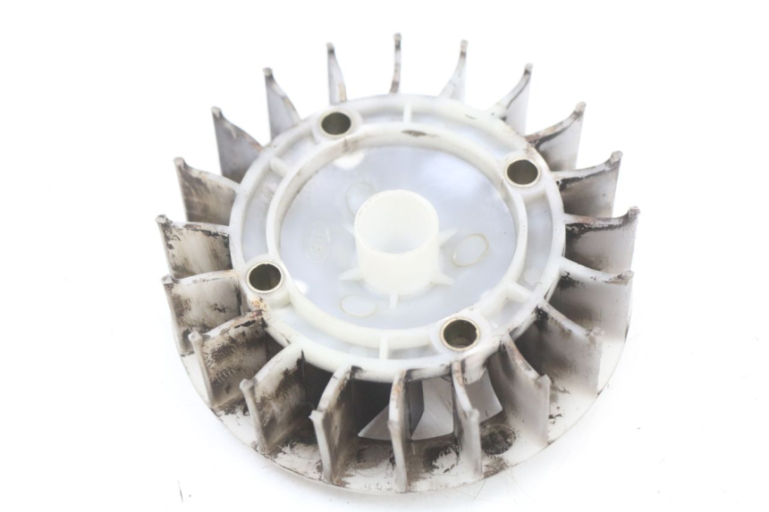 photo de VENTILATORE PEUGEOT KISBEE 4T 50 (2018 - 2022) - Zoom sullo stato d'uso