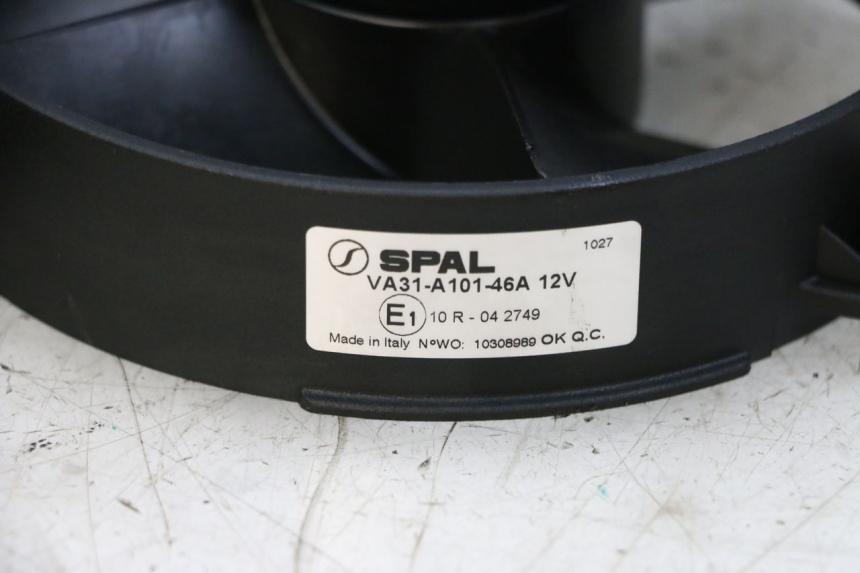 photo de VENTOLA PIAGGIO MP3 HPE 300 (2019 - 2026) - Zoom sullo stato d'uso