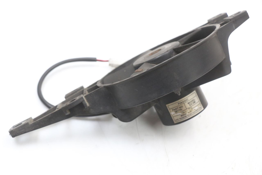 photo de VENTILATORE PIAGGIO MP3 LT 400 (2007 - 2012) - Zoom sullo stato d'uso