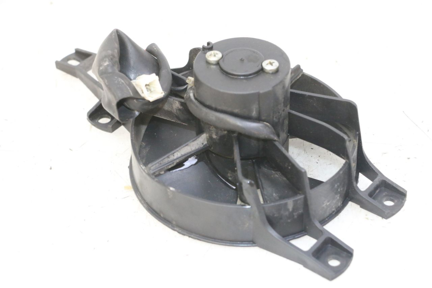 photo de VENTOLA PIAGGIO MP3 LT 300 (2010 - 2016) - Primo piano tecnico