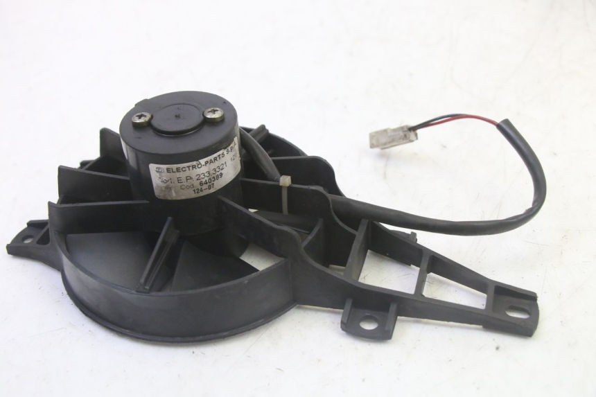 photo de VENTOLA PIAGGIO MP3 LT 300 (2010 - 2016) - Altra angolazione