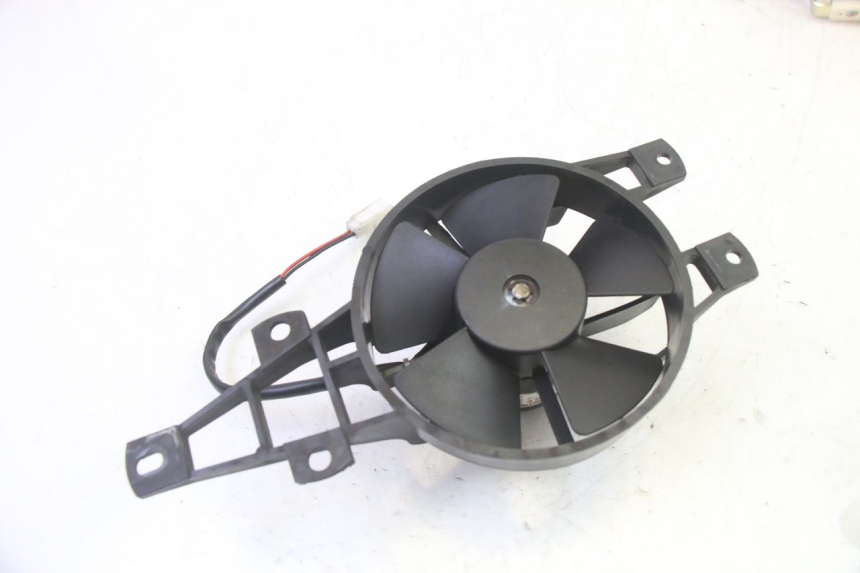 photo de VENTILATORE PIAGGIO MP3 RL 250 (2006 - 2010) - Vista principale