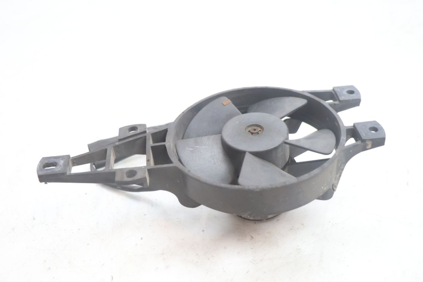 photo de VENTILATORE PIAGGIO MP3 125 (2006 - 2014) - Dettaglio del componente