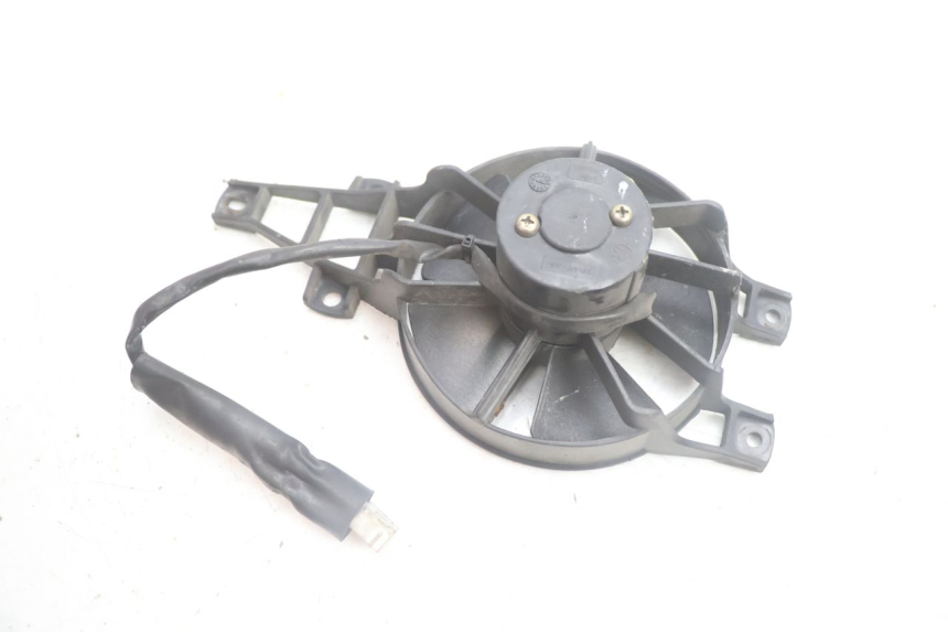 photo de VENTILATORE PIAGGIO MP3 125 (2006 - 2014) - Altra angolazione
