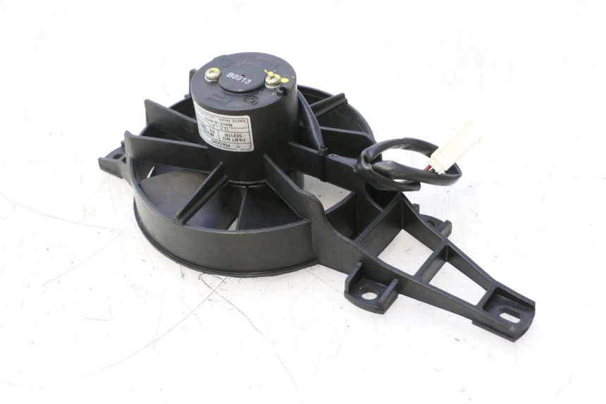 photo de VENTILATORE PIAGGIO MP3 500 (2011 - 2015) - Altra angolazione