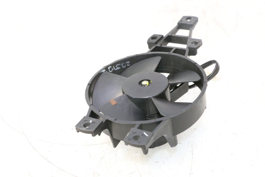 photo de VENTILATORE PIAGGIO MP3 500 (2011 - 2015) - Stato della superficie e materiale