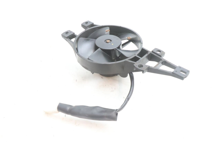 photo de VENTOLA PIAGGIO MP3 500 (2016 - 2018) - Altra angolazione