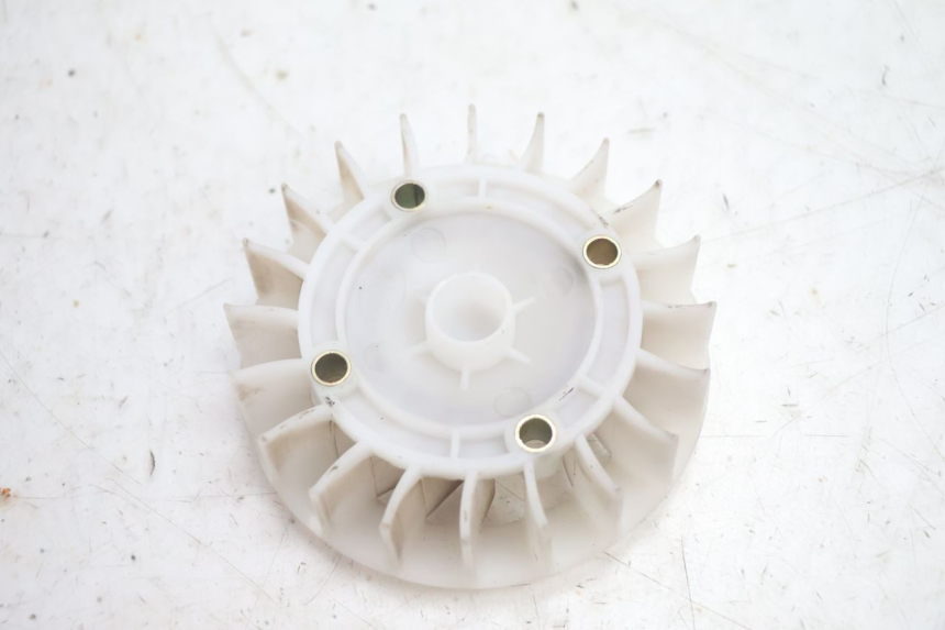 photo de VENTOLA JM MOTORS OLDIES 4T 50 (2020 - 2026) - Altra angolazione