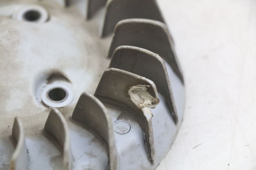 photo de VENTILATORE MBK OVETTO 2T 50 (2007 - 2017) - Zoom sullo stato d'uso