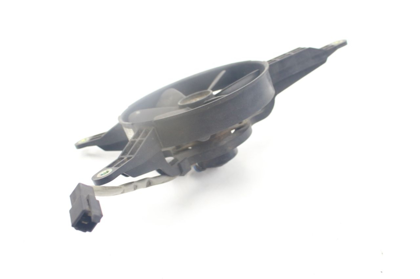 photo de VENTILATORE KYMCO PEOPLE 250 (2004 - 2008) - Dettagli dei punti di fissaggio