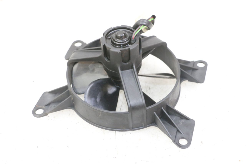 photo de VENTILATORE PEUGEOT ELYSTAR 125 (2002 - 2007) - Zoom sullo stato d'uso