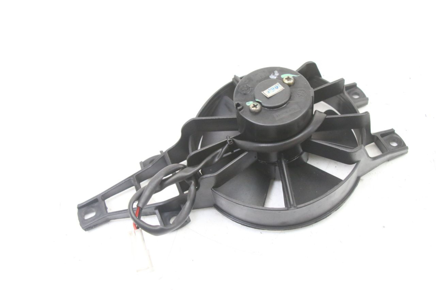 photo de VENTILATORE PIAGGIO MP3 LT 400 (2007 - 2012) - Zoom sullo stato d'uso