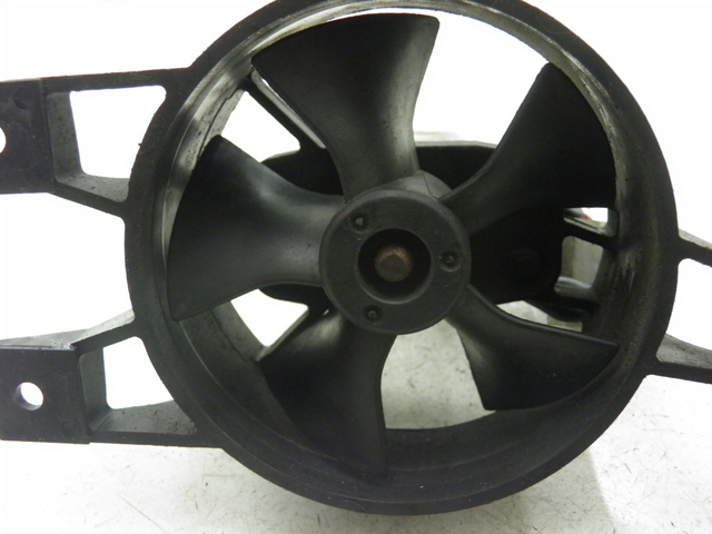 photo de VENTOLA PIAGGIO X9 250 (2000 - 2002) - Altra angolazione