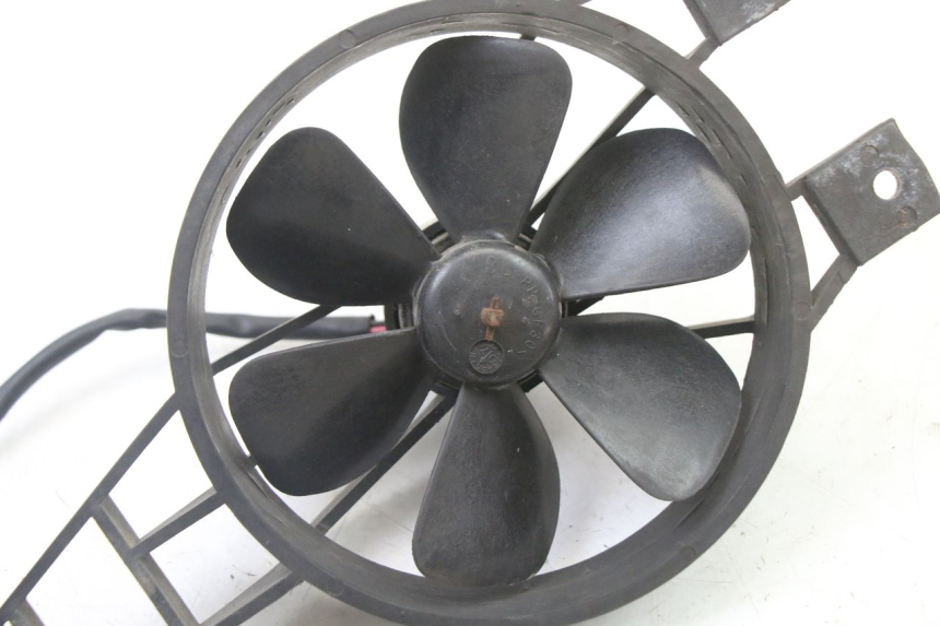 photo de VENTILATORE PEUGEOT SATELIS COMPRESSOR K15 125 (2006 - 2009) - Dettaglio del componente