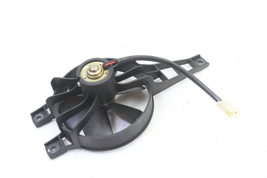 photo de VENTOLA PEUGEOT SATELIS 125 (2013 - 2018) - Primo piano tecnico