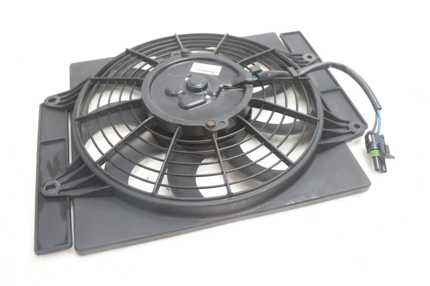 photo de VENTOLA CAN-AM SPYDER RS 1000 (2008 - 2012) - Altra angolazione