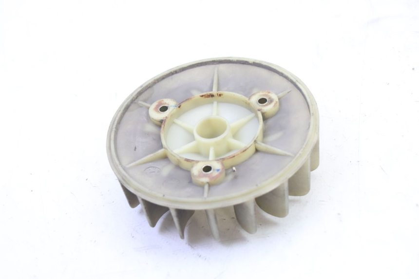 photo de VENTOLA PEUGEOT STREETZONE I 2T 50 (2018 - 2020) - Zoom sullo stato d'uso