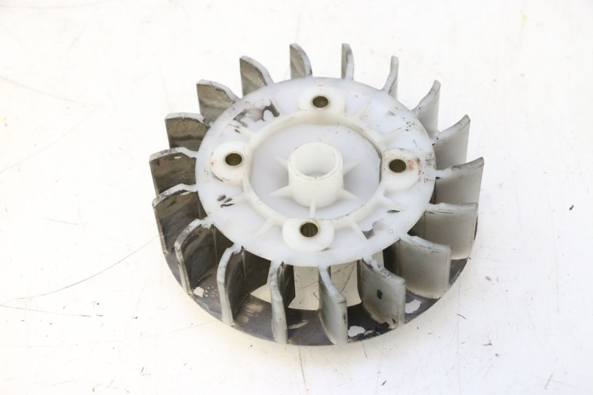 photo de VENTOLA PEUGEOT TREKKER 50 (1995 - 2004) - Dettaglio del componente