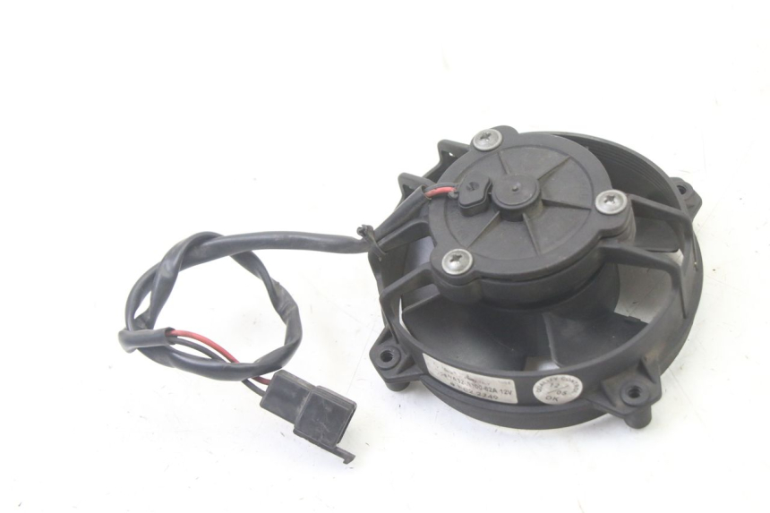 photo de VENTILATORE SUZUKI UH BURGMAN 125 (2002 - 2006) - Primo piano tecnico