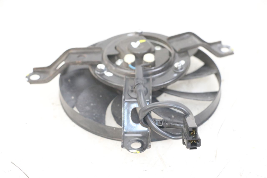 photo de VENTILATORE YAMAHA XMAX X-MAX ABS 125 (2017 - 2020) - Dettaglio del componente
