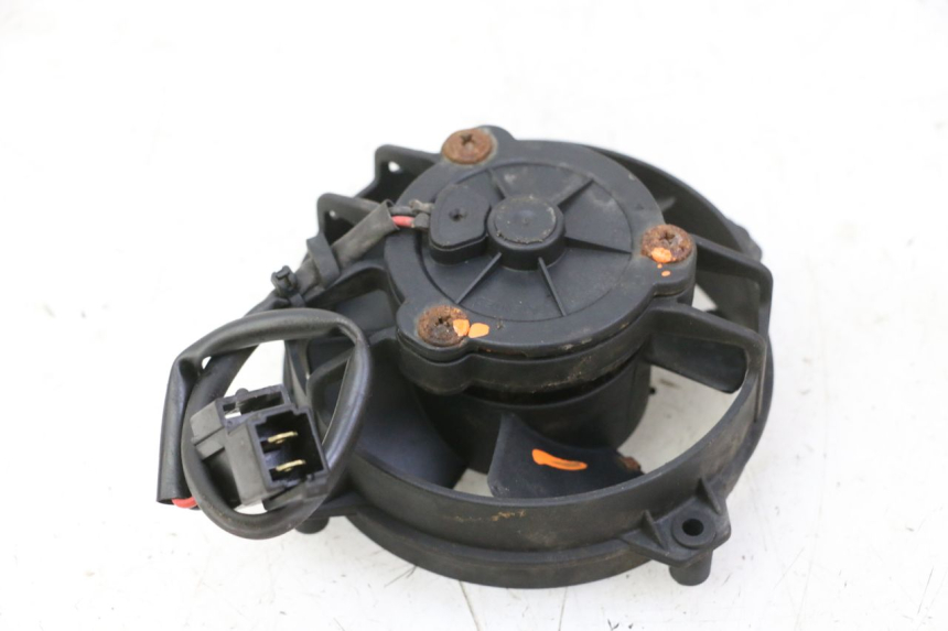 photo de VENTILATORE YAMAHA X-MAX XMAX 250 (2006 - 2009) - Primo piano tecnico