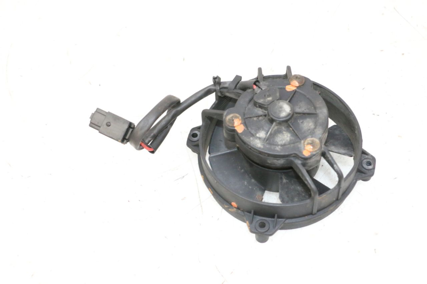 photo de VENTILATORE YAMAHA XMAX X-MAX 125 (2006 - 2009) - Zoom sullo stato d'uso