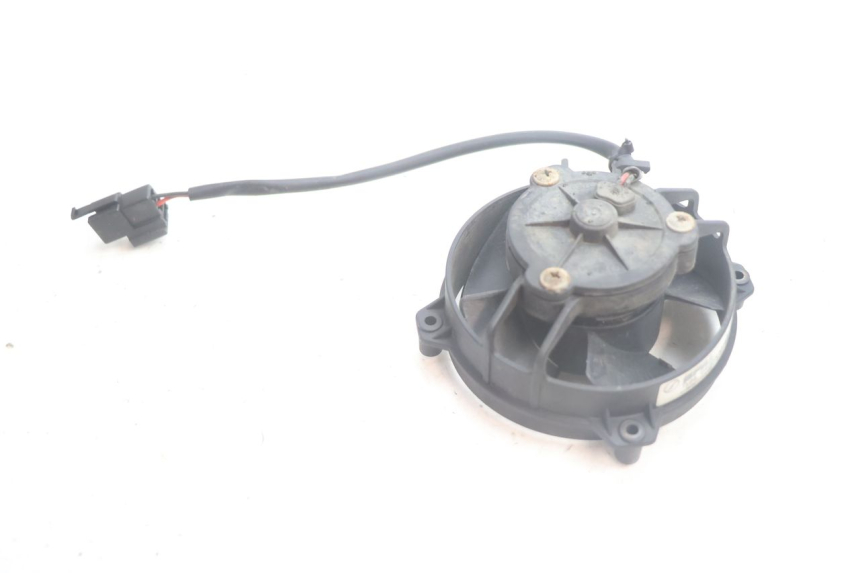 photo de VENTILATORE YAMAHA XMAX X-MAX 125 (2006 - 2009) - Zoom sullo stato d'uso