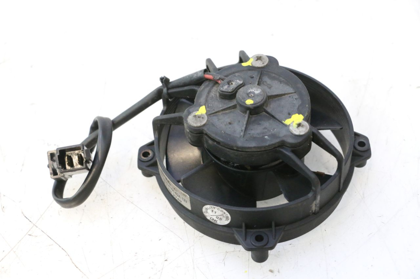 photo de VENTILATORE YAMAHA XMAX X-MAX 125 (2006 - 2009) - Zoom sullo stato d'uso