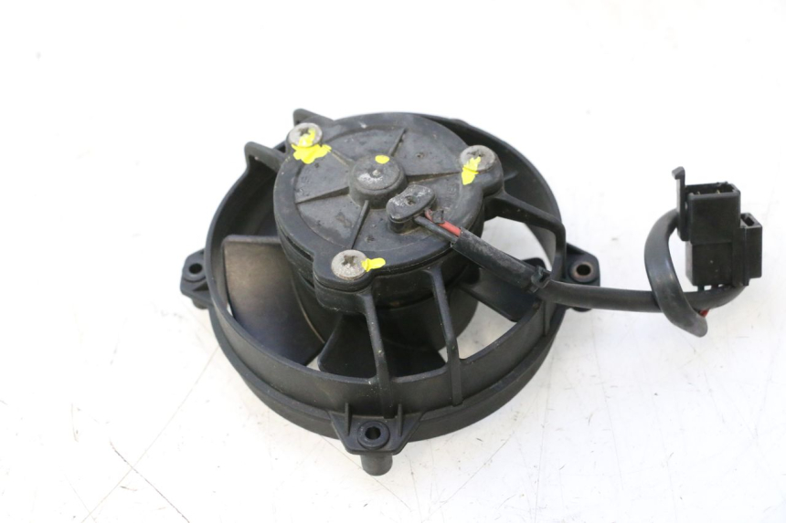 photo de VENTILATORE YAMAHA XMAX X-MAX 125 (2006 - 2009) - Primo piano tecnico