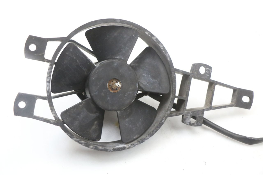 photo de VENTILATORE PIAGGIO X8 125 (2004 - 2007) - Altra angolazione