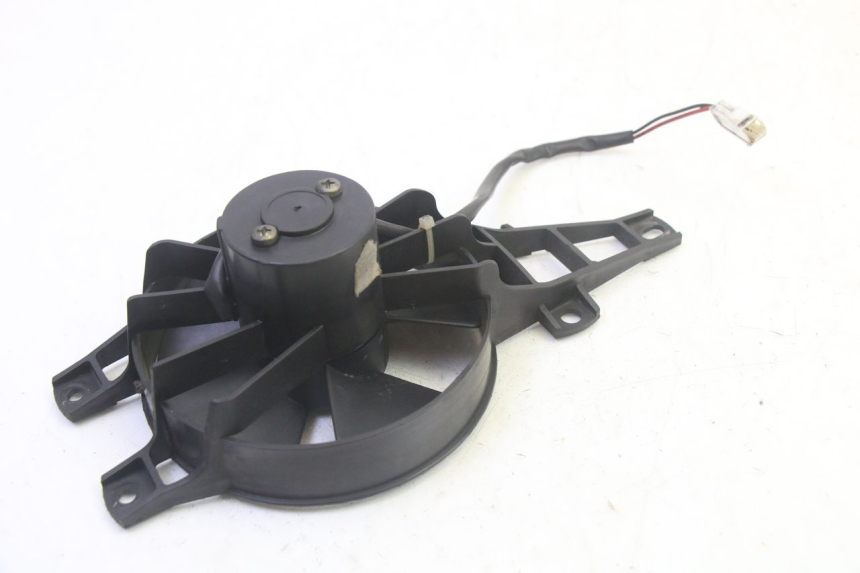 photo de VENTILATORE PIAGGIO X8 125 (2004 - 2007) - Altra angolazione