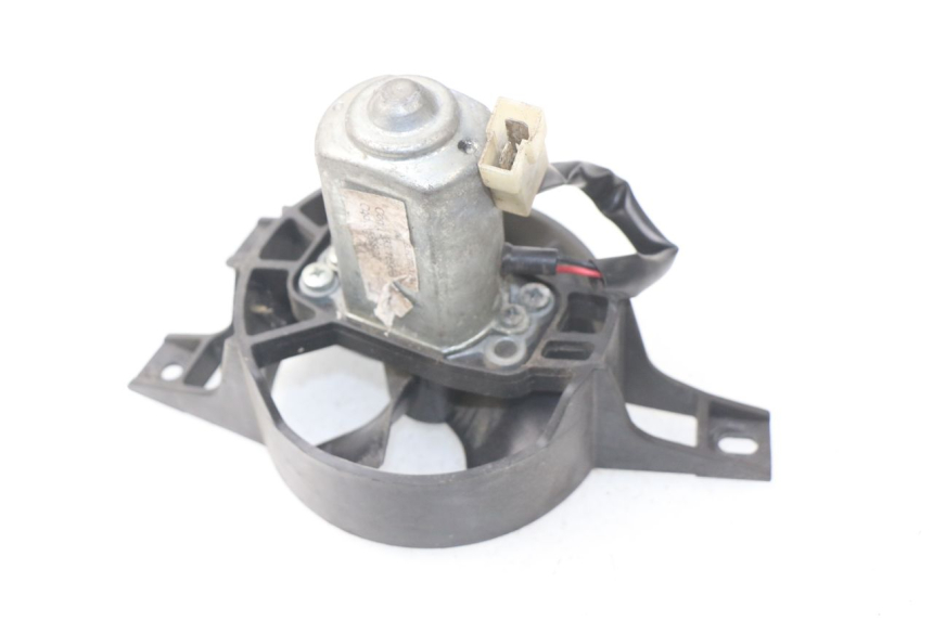 photo de VENTILATORE PIAGGIO X9 125 (2000 - 2003) - Zoom sullo stato d'uso