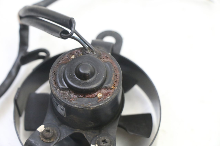 photo de VENTILATORE HONDA XLV VARADERO 125 (2000 - 2006) - Altra angolazione