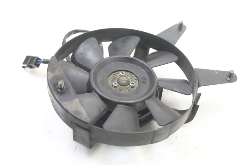 photo de VENTILATORE YAMAHA FZS FAZER 600 (2001 - 2003) - Dettaglio del componente