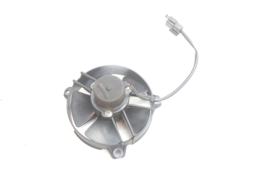 photo de VENTILATORE YAMAHA YP MAJESTY 125 (2002 - 2006) - Altra angolazione