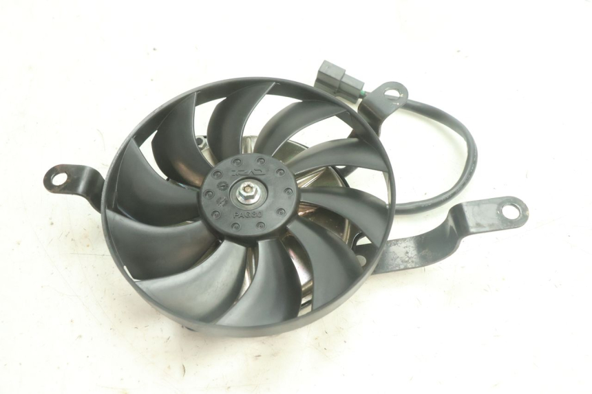 photo de VENTOLA YAMAHA YZF R6 600 (2008 - 2009) - Dettaglio del componente