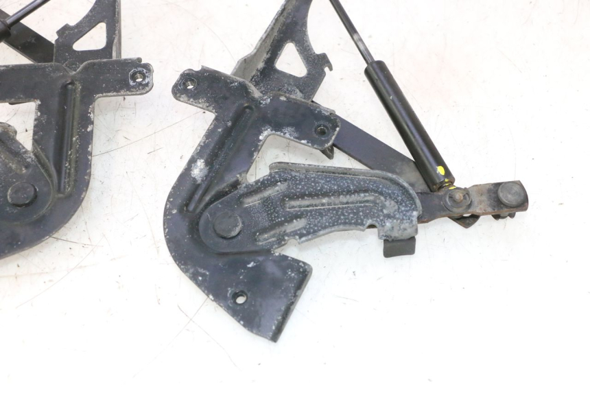 photo de AMMORTIZZATORE  SOTTOSELLA PEUGEOT SATELIS 125 (2006 - 2009) - Altra angolazione